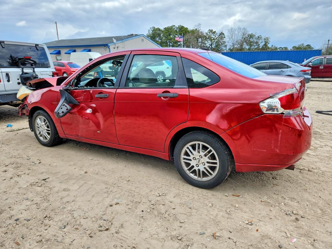 2010 Ford Focus Se - Image 2