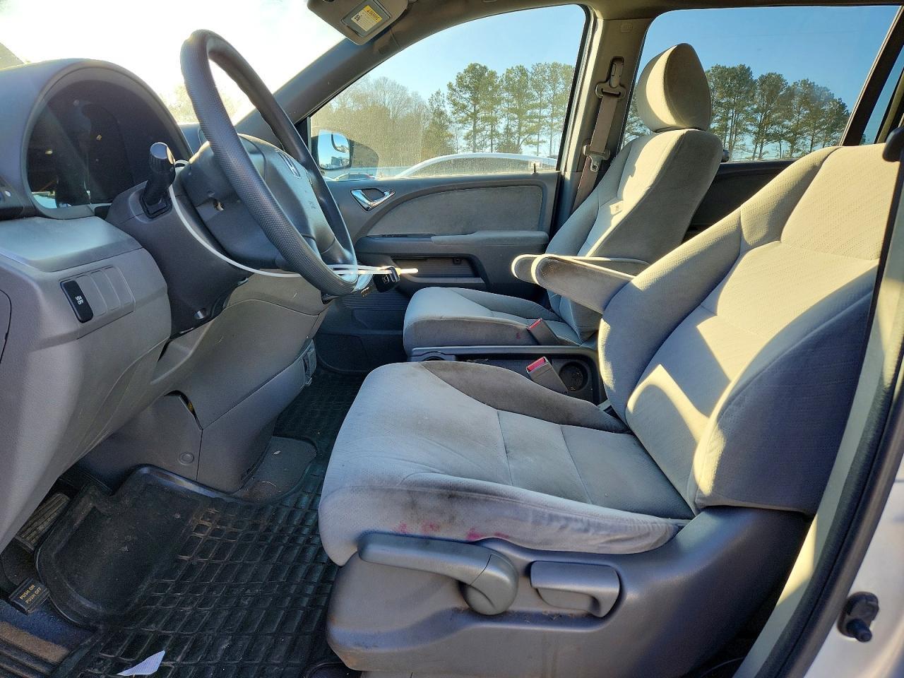 2010 Honda Odyssey Lx - Image 7