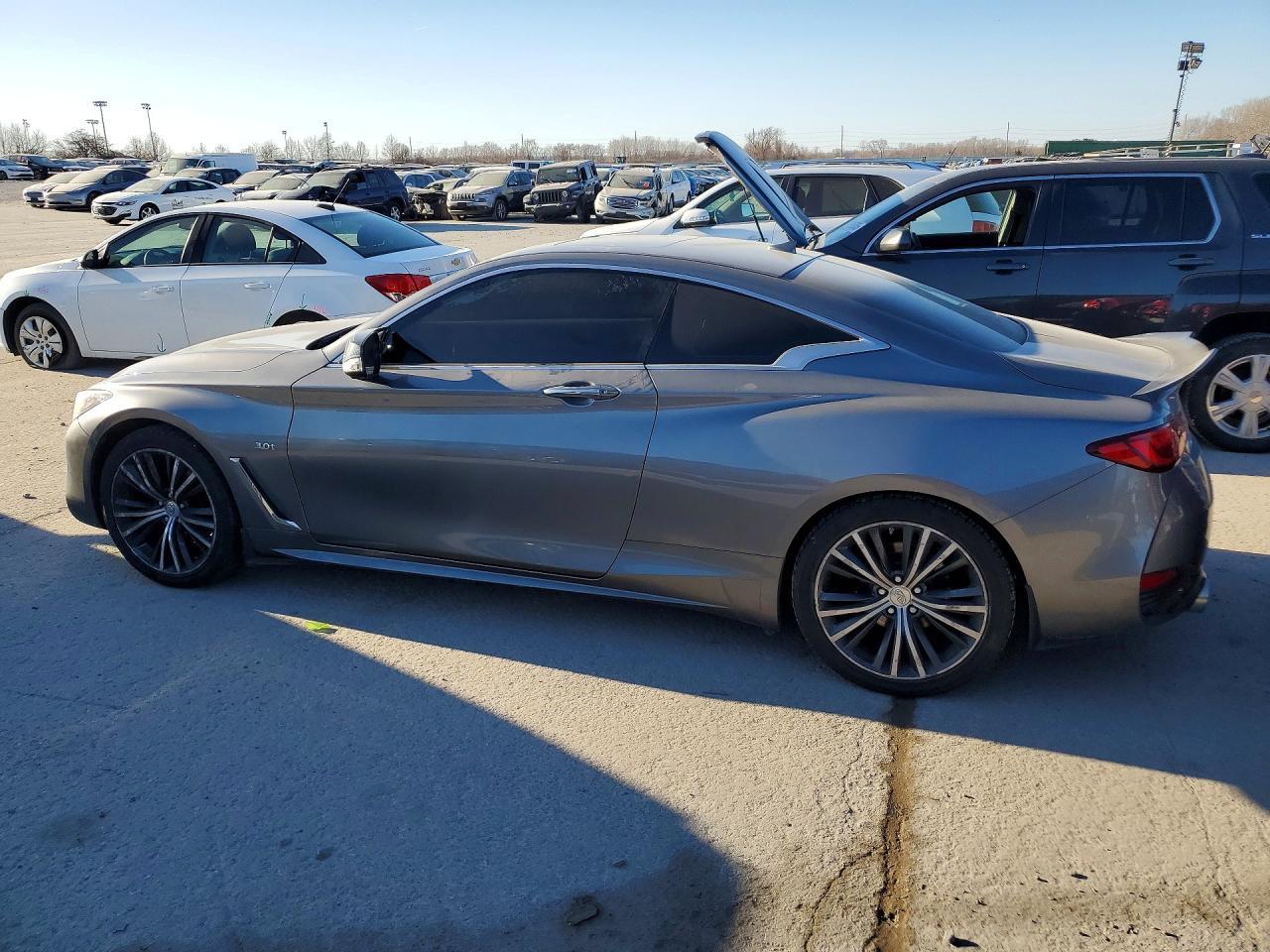 2017 Infiniti Q60 Premium - Image 2