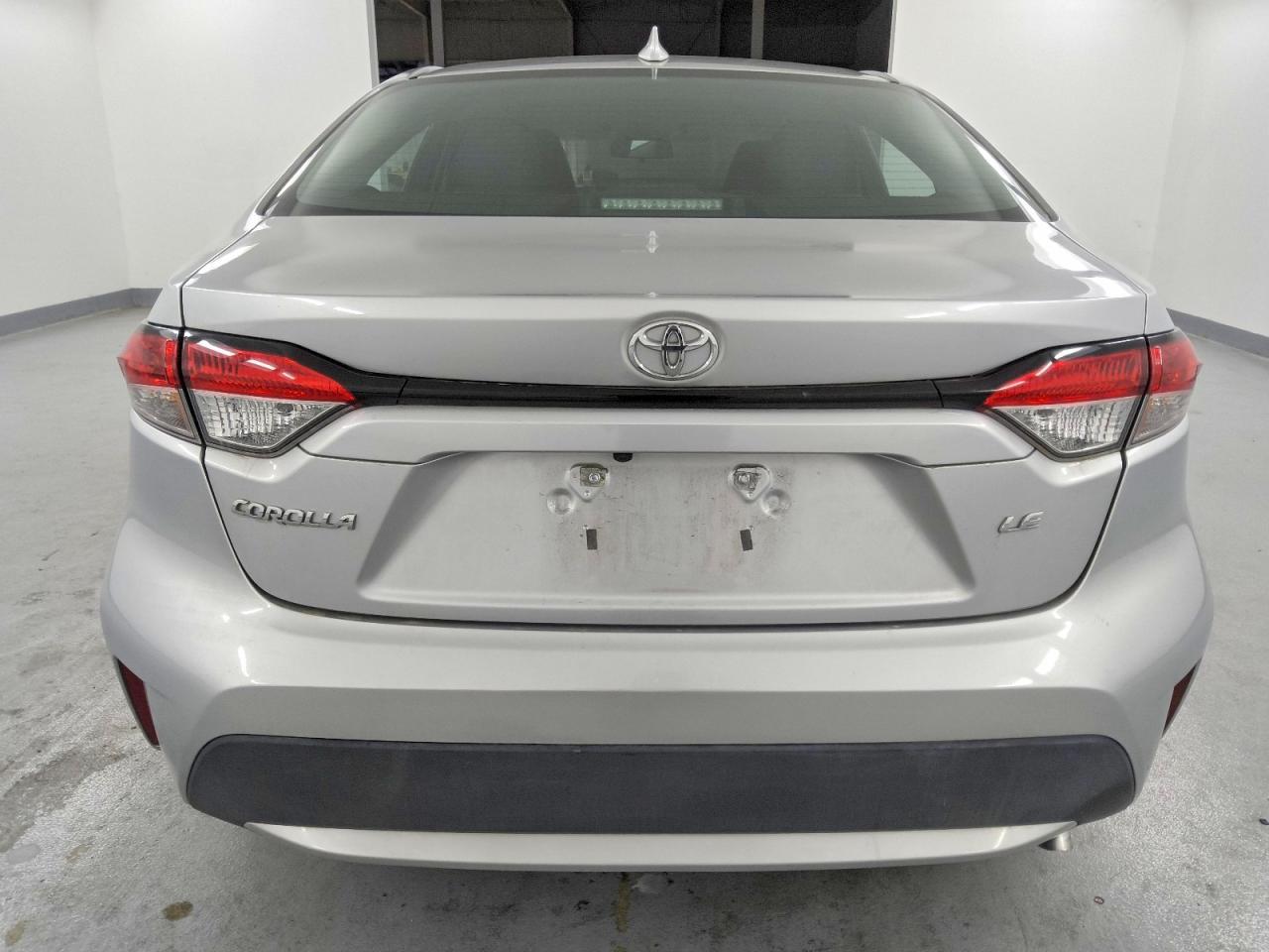 2021 Toyota Corolla Le - Фото 6