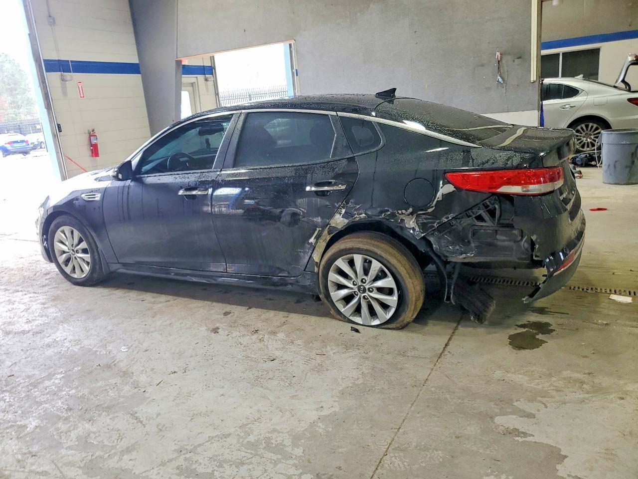 2016 Kia Optima Ex - Фото 2