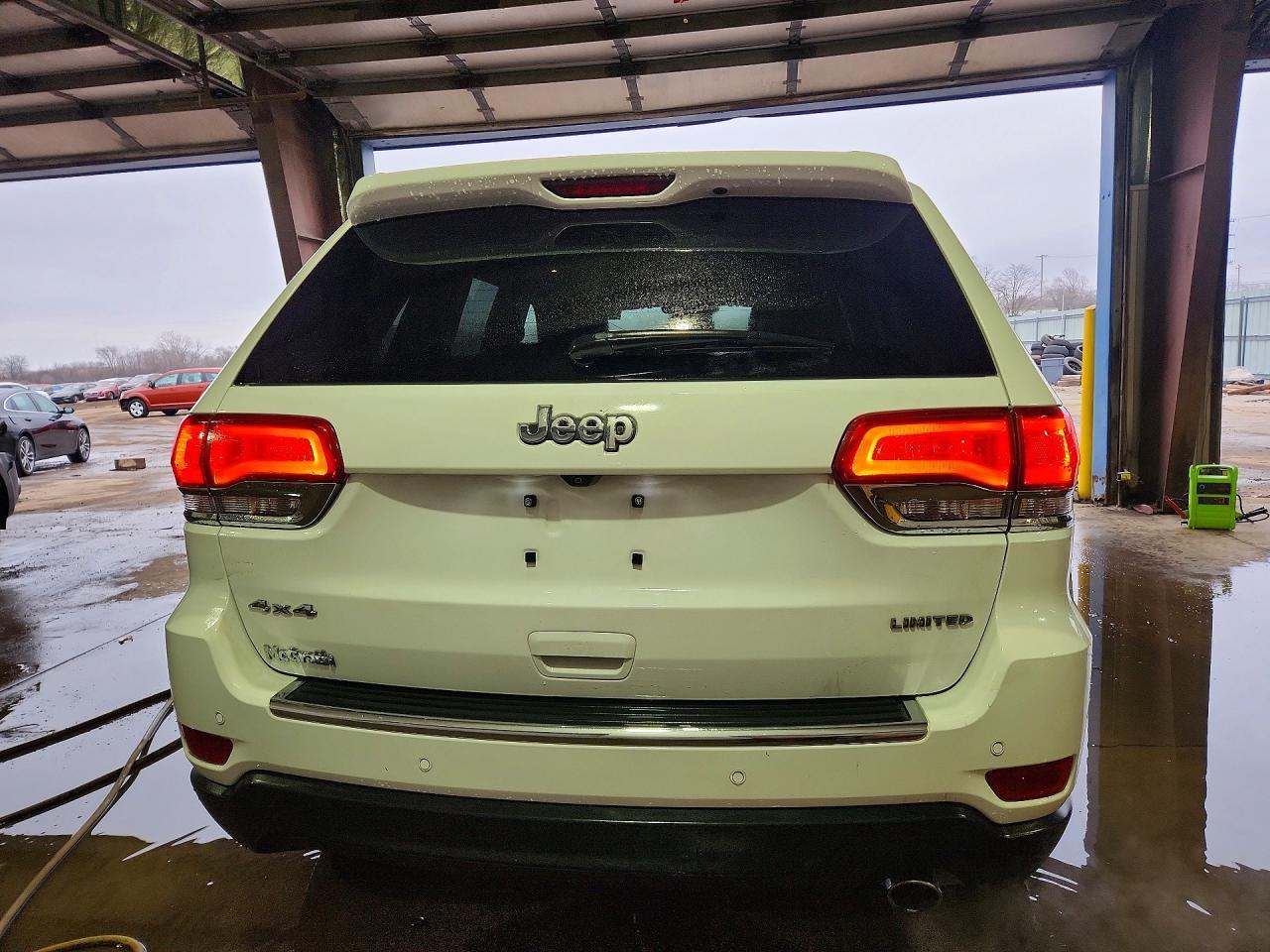 2018 Jeep Grand Cherokee Limited - Image 6