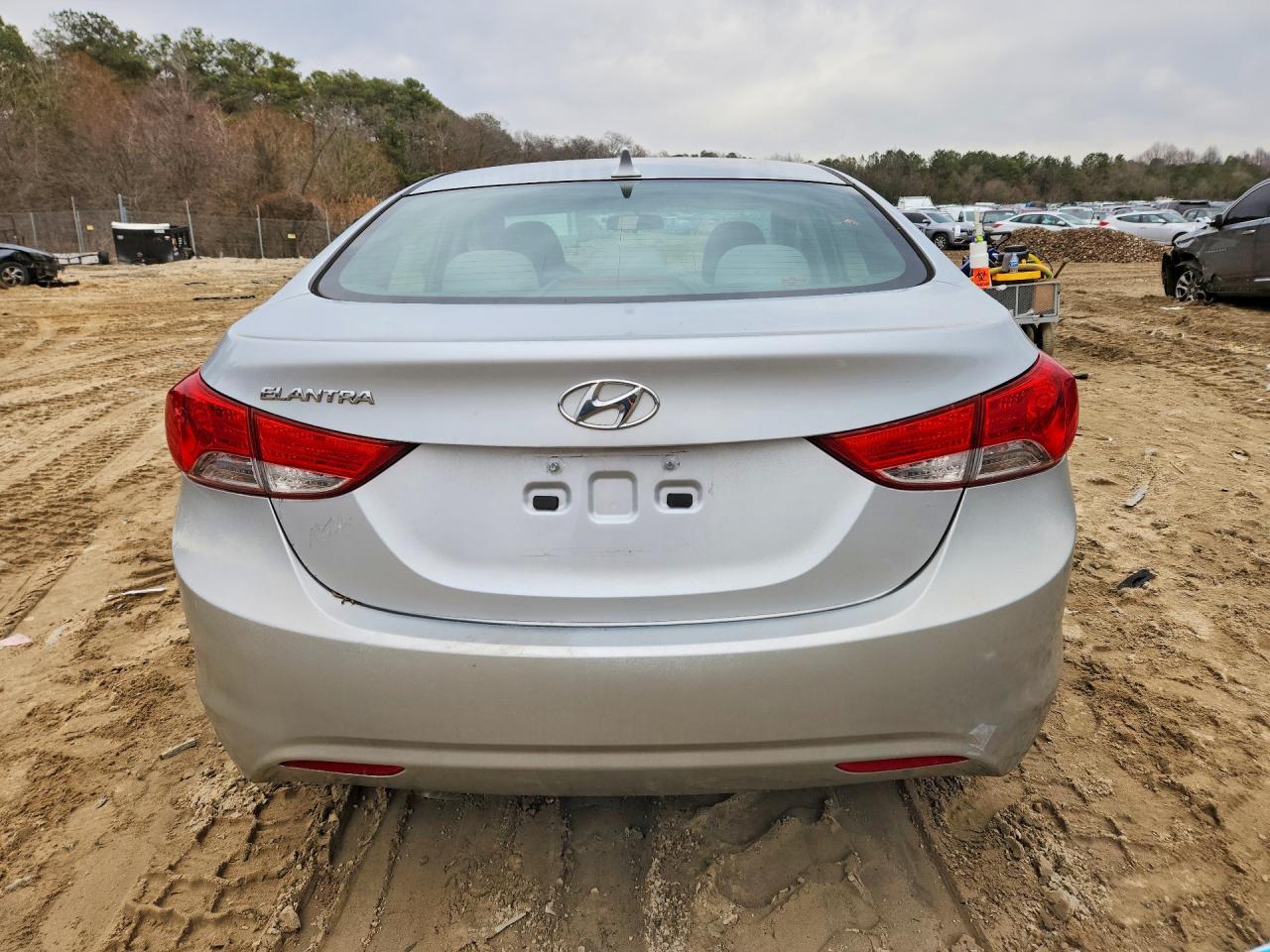 2012 Hyundai Elantra Gls - Фото 6