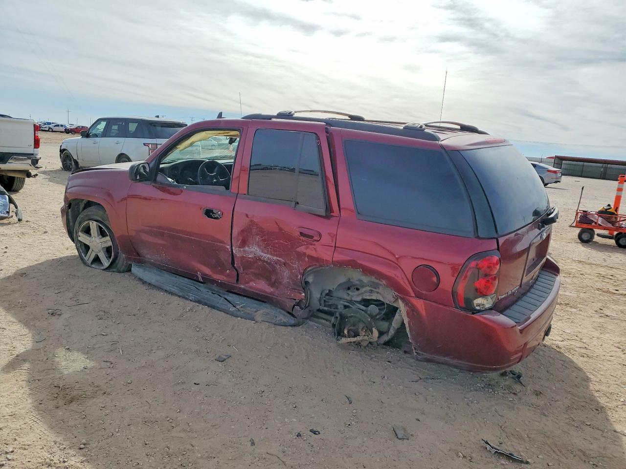 2008 Chevrolet Trailblazer Ls - Image 2