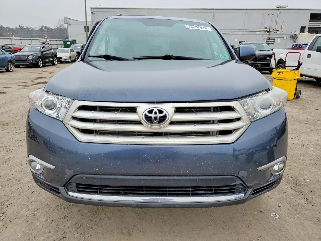 2013 Toyota Highlander Base - Фото 5