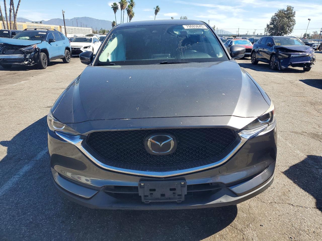 2018 Mazda Cx-5 Touring - Image 5