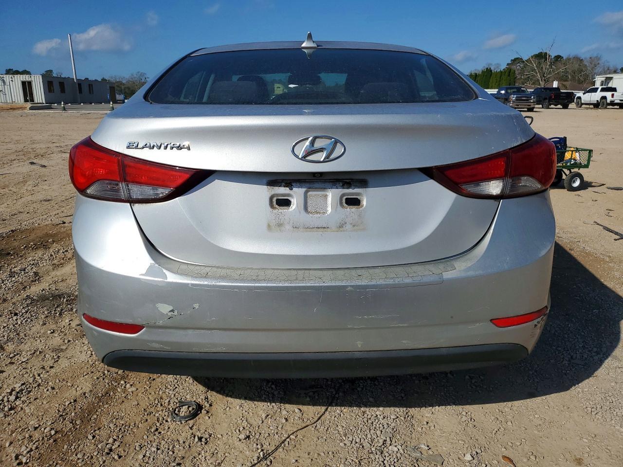 2015 Hyundai Elantra Se - Фото 6