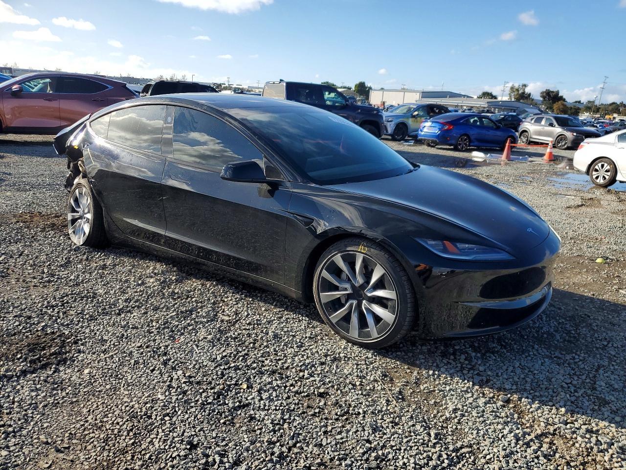 2024 Tesla Model 3 - Image 4