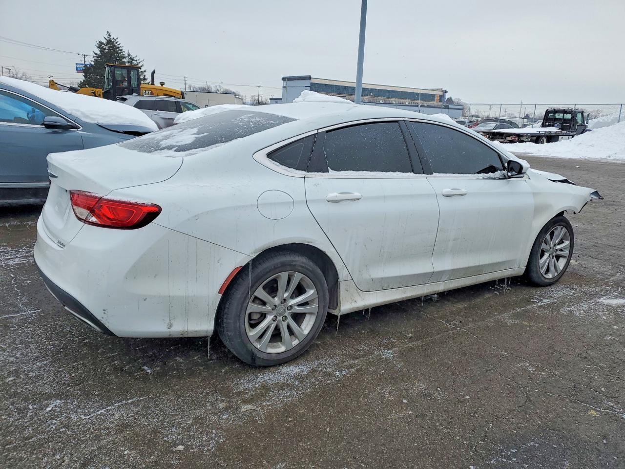 2016 Chrysler 200 Limited - Image 3