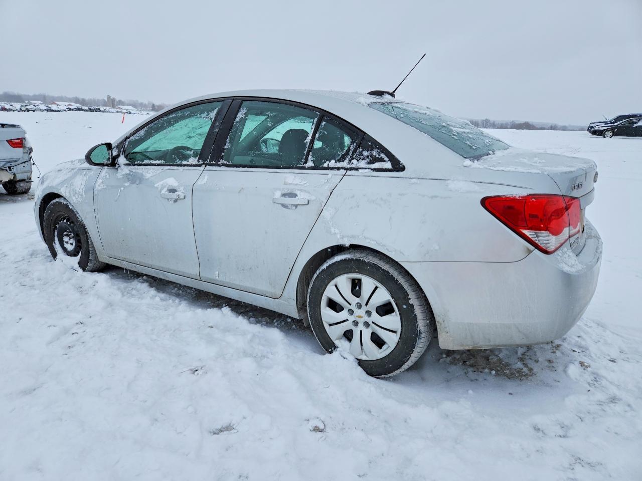 2015 Chevrolet Cruze - Фото 2