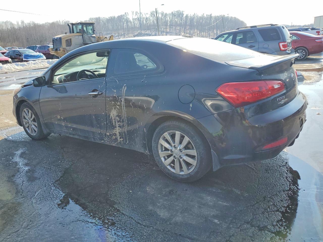 2015 Kia Forte - Фото 2