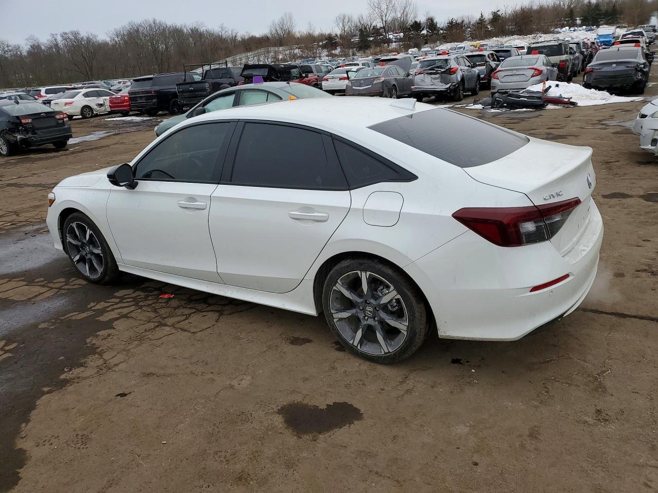 2025 Honda Civic Sport - Фото 2