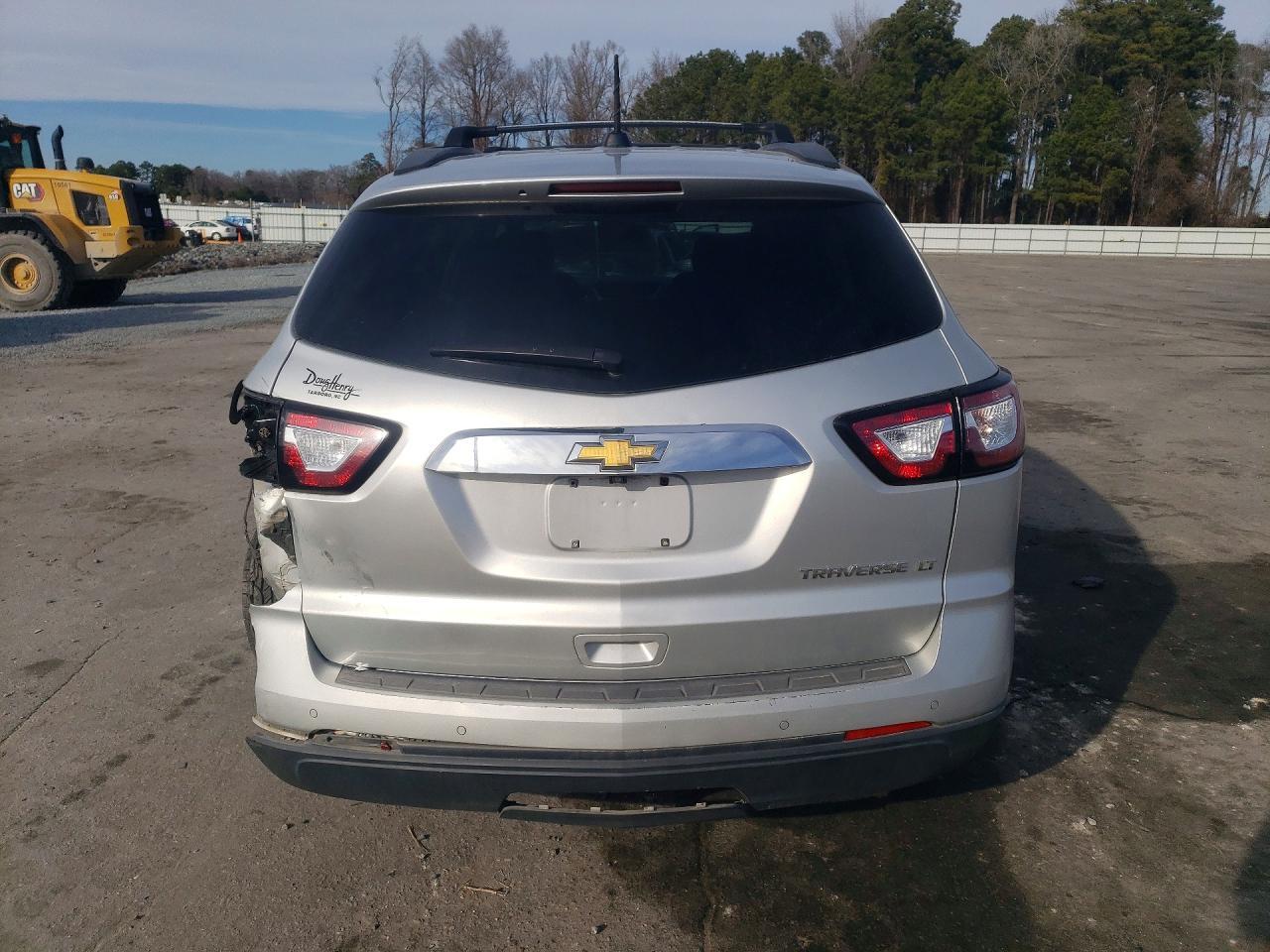 2016 Chevrolet Traverse Lt - Image 6