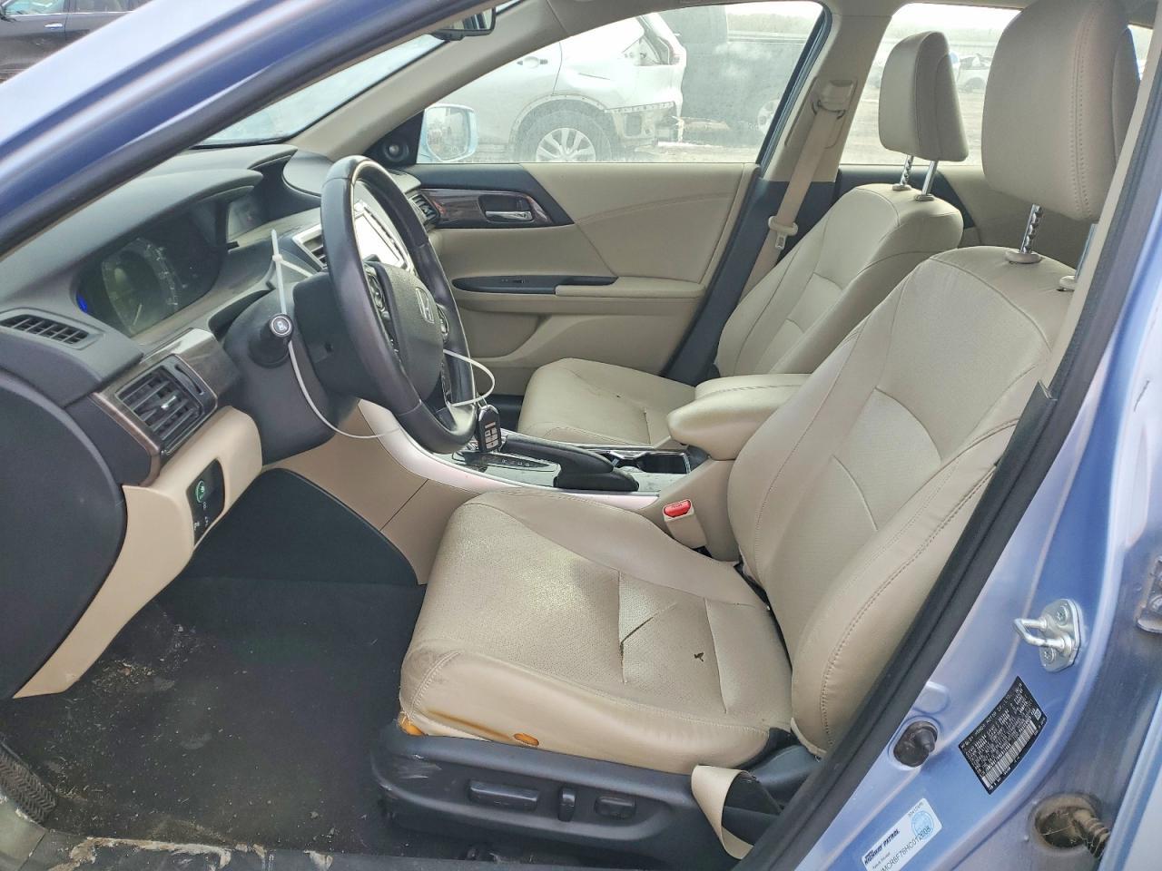 2017 Honda Accord Touring Hybrid - Фото 7