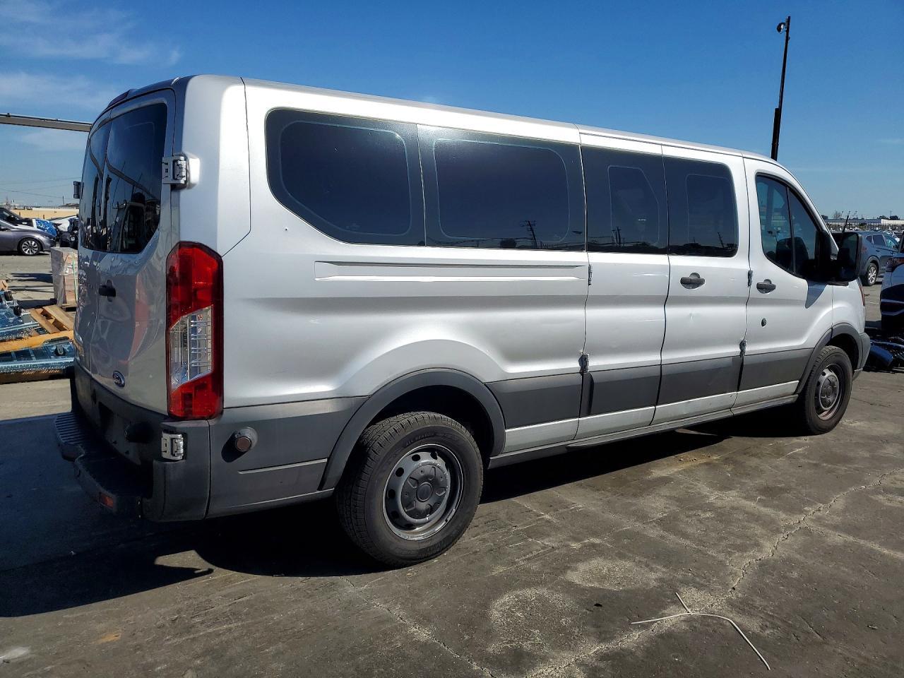 2017 Ford Transit T-350 - Фото 3