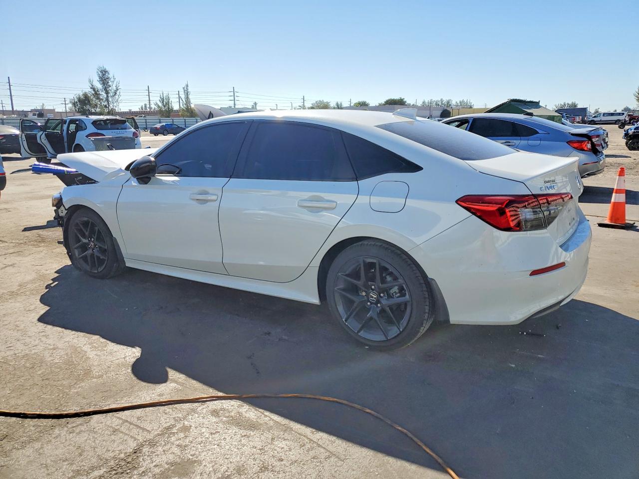 2022 Honda Civic Sport - Фото 2