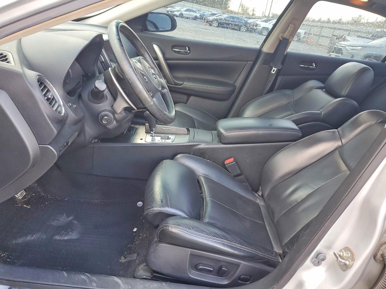 2014 Niss Maxima S - Image 7