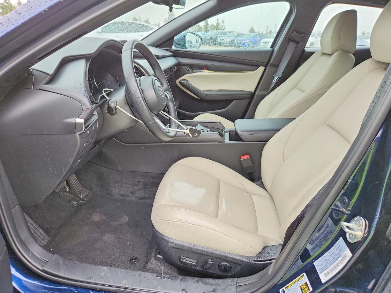 2024 Mazda 3 Preferred - Image 7