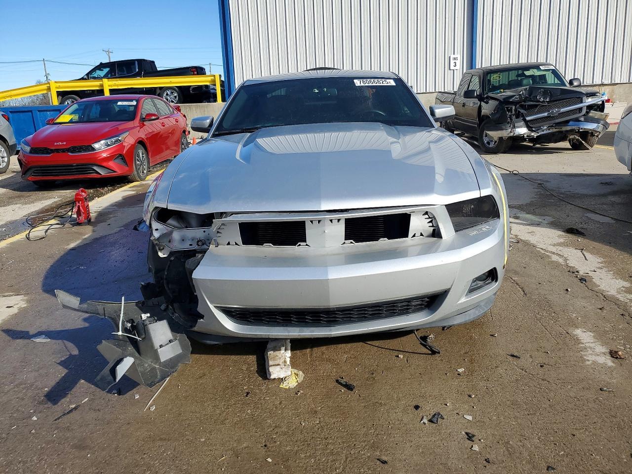 2012 Ford Mustang - Фото 5