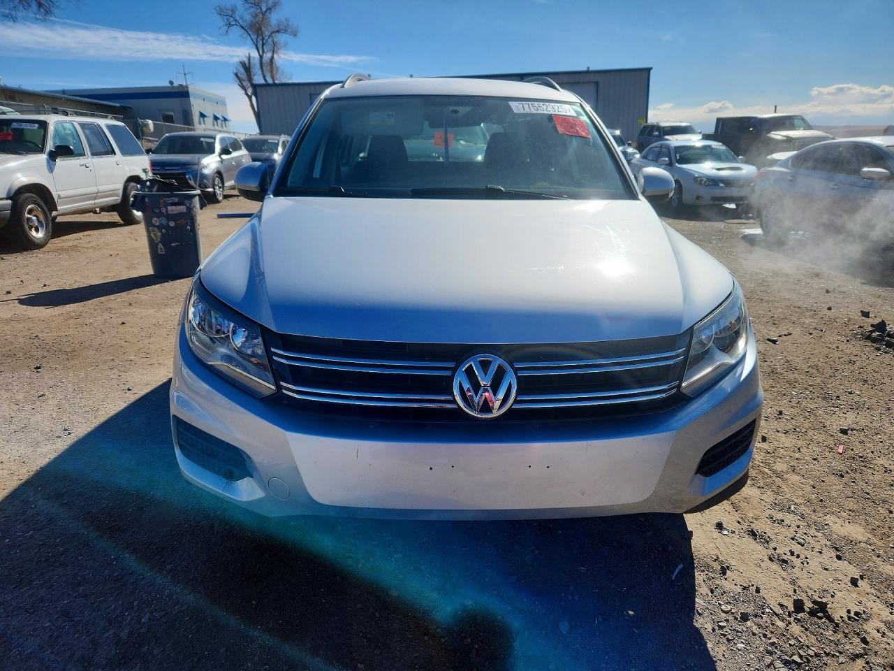 2017 Volkswagen Tiguan S - Image 5