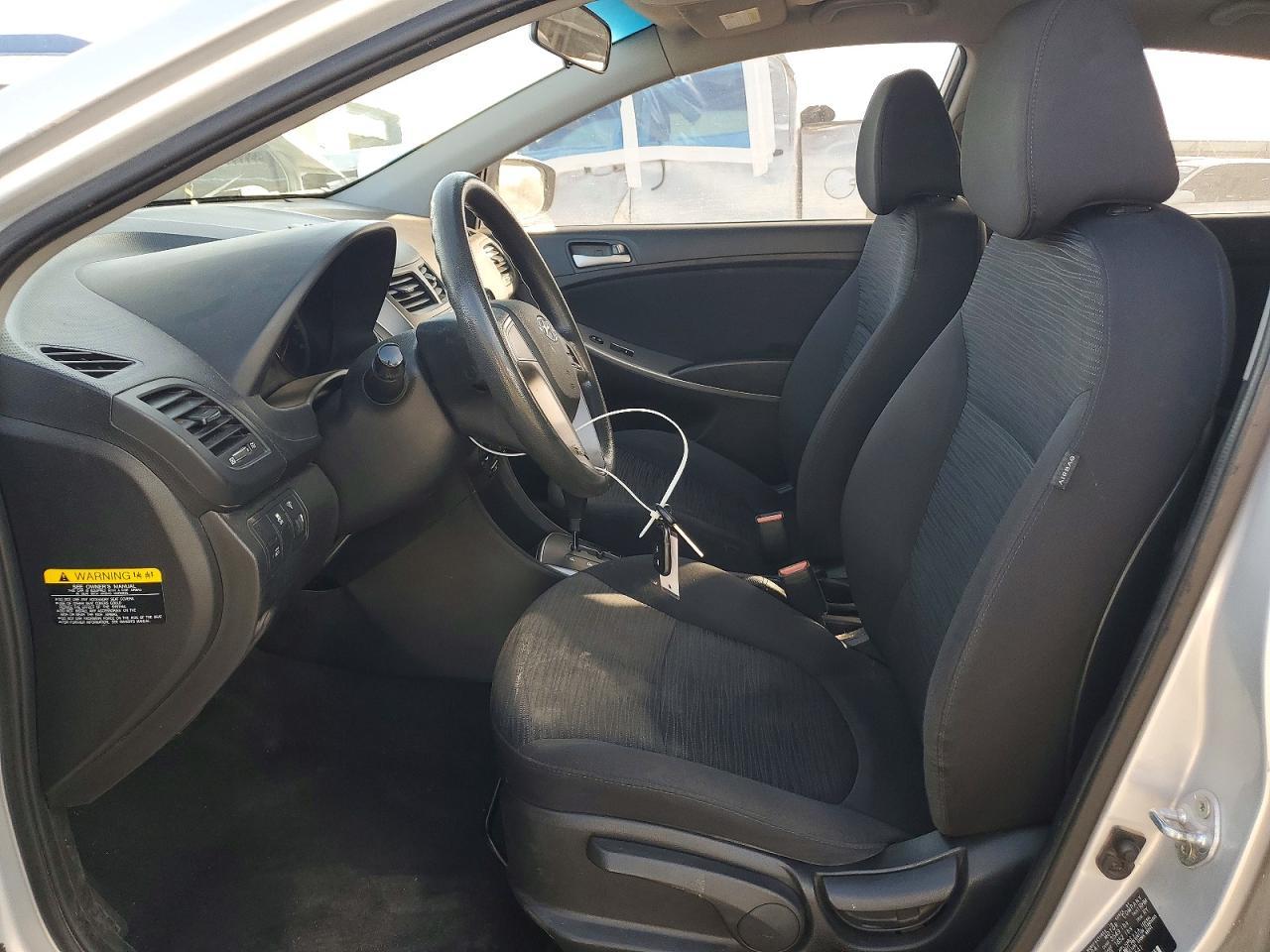 2017 Hyundai Accent Se - Фото 7