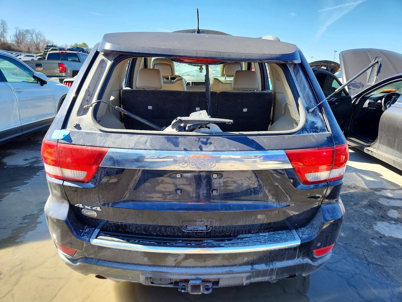 2011 Jeep Grand Cherokee Overland - Фото 6