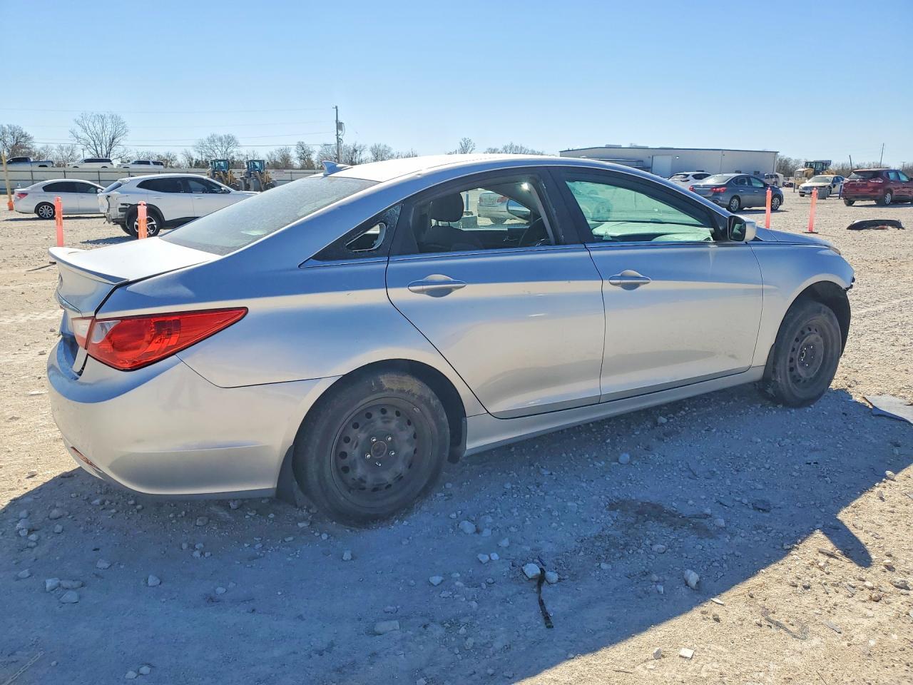 2013 Hyundai Sonata Gls - Image 3