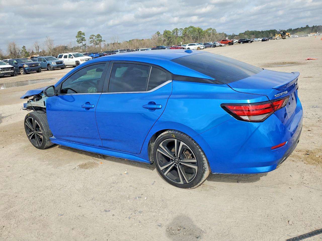 2022 Nissan Sentra Sr - Фото 2