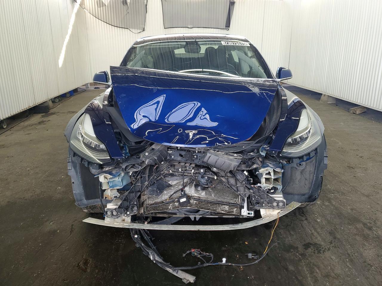 2018 Tesla Model 3 - Фото 5