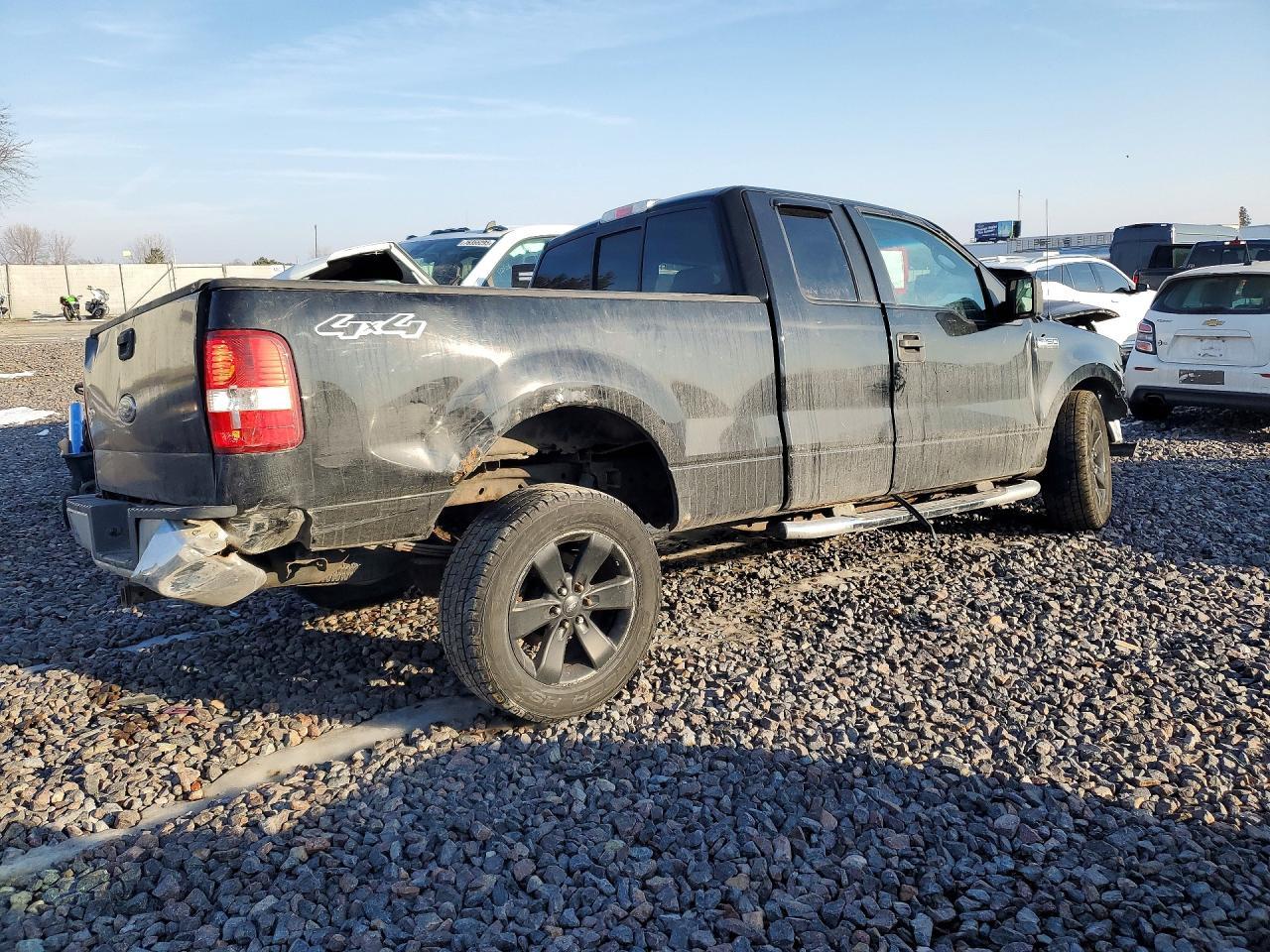 2005 Ford F150 - Фото 3