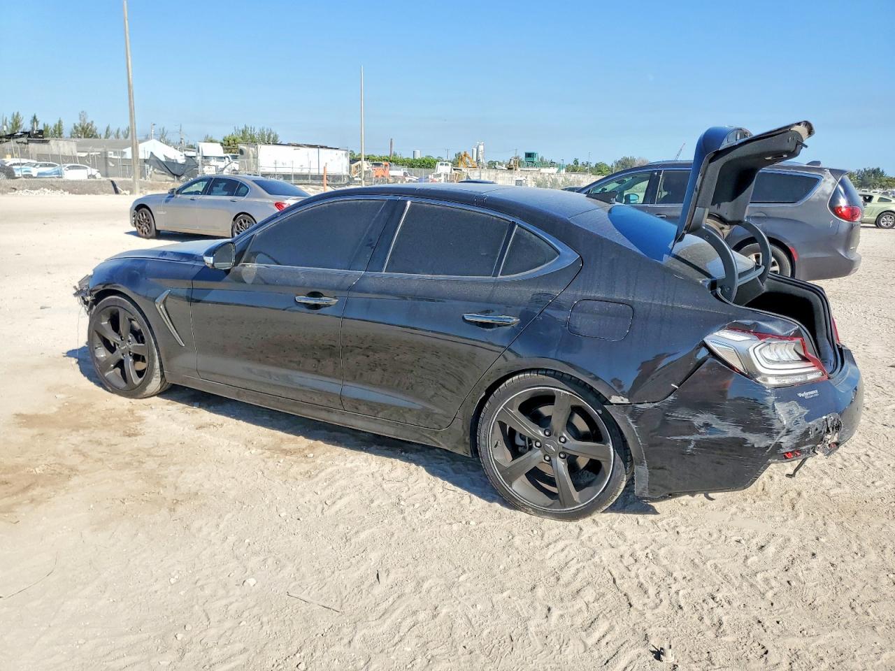 2019 Genesis G70 Prestige - Фото 2
