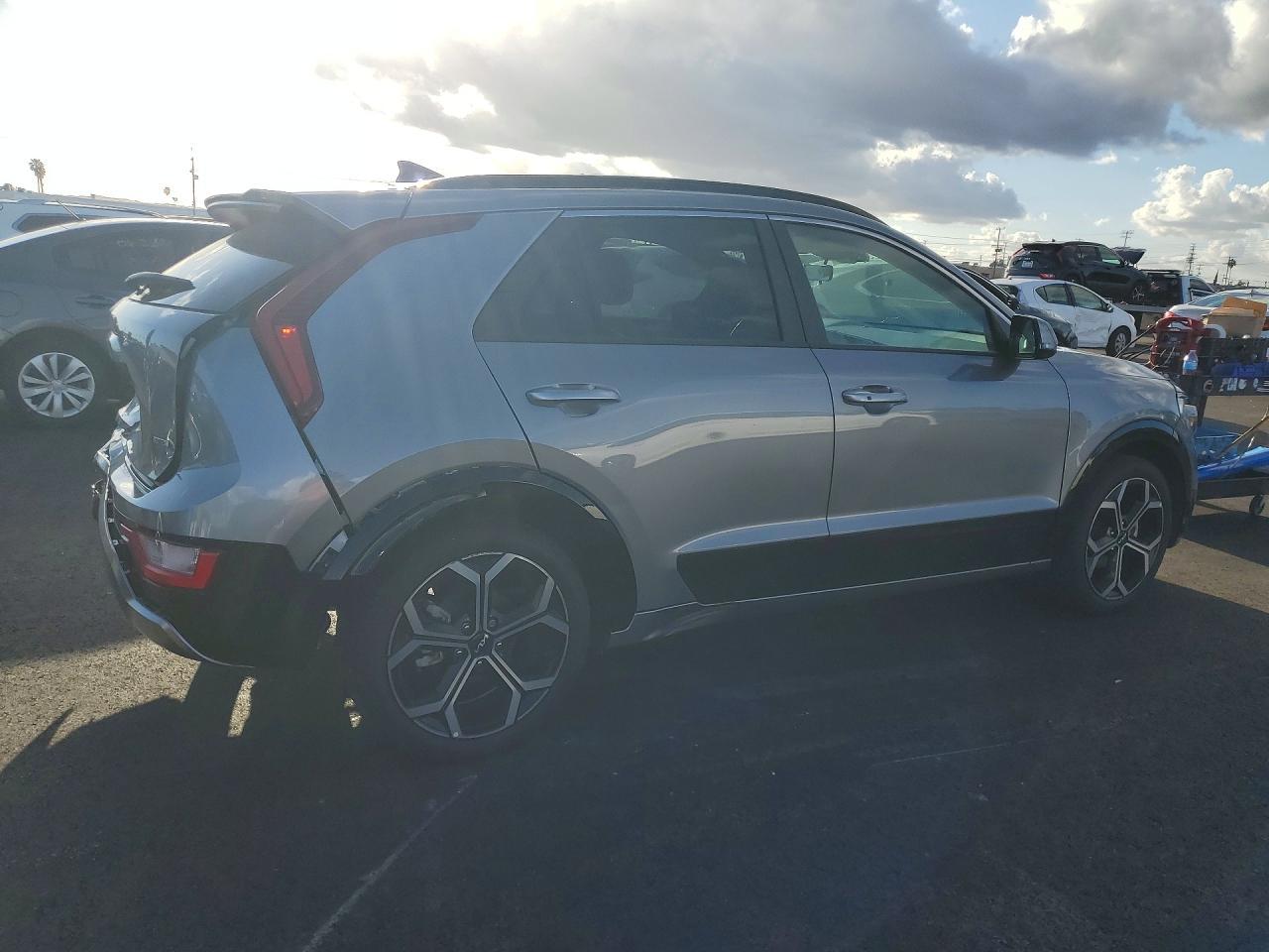 2023 Kia Niro Ex - Фото 3