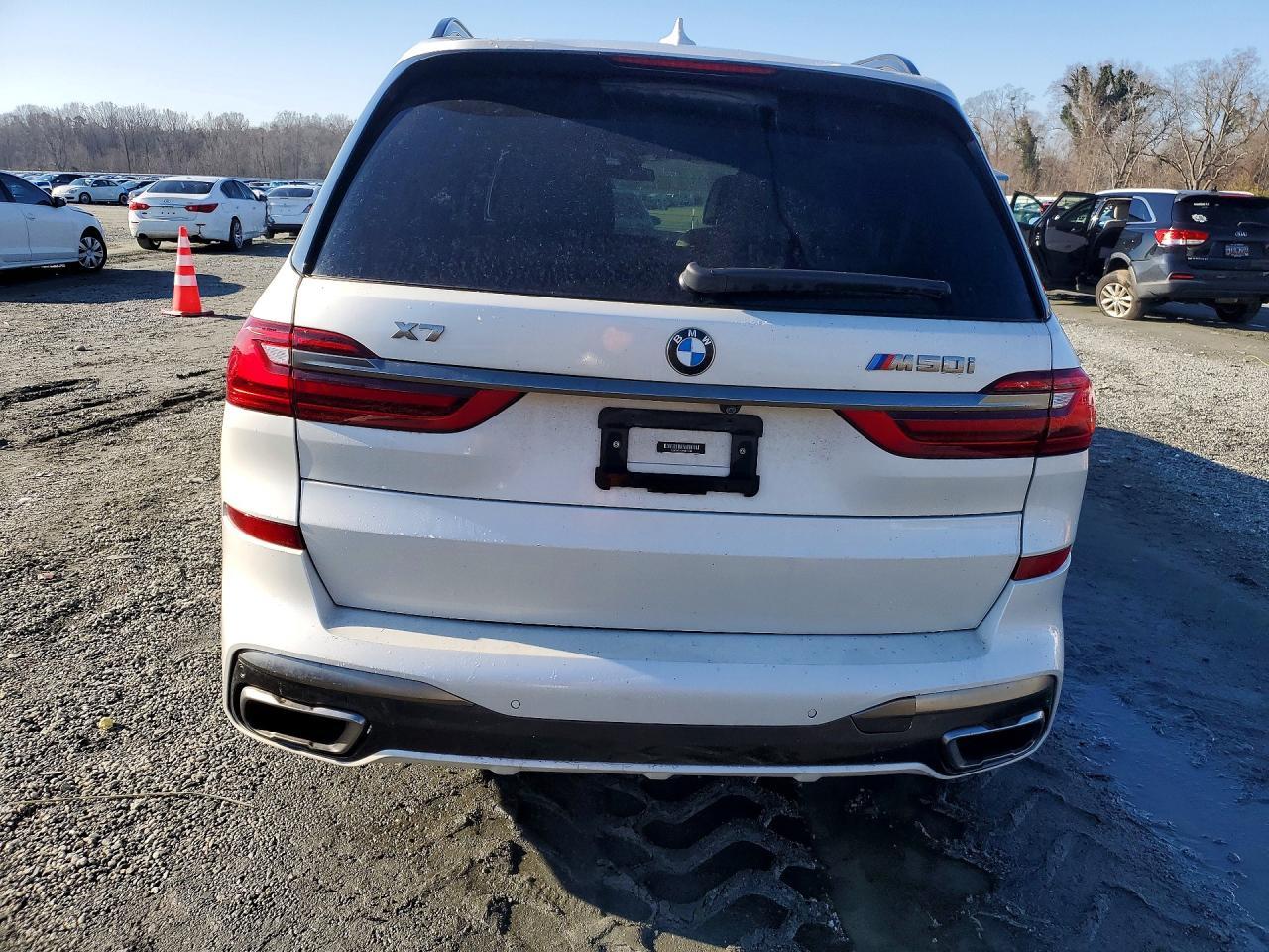 2020 BMW X7 M50I - Image 6