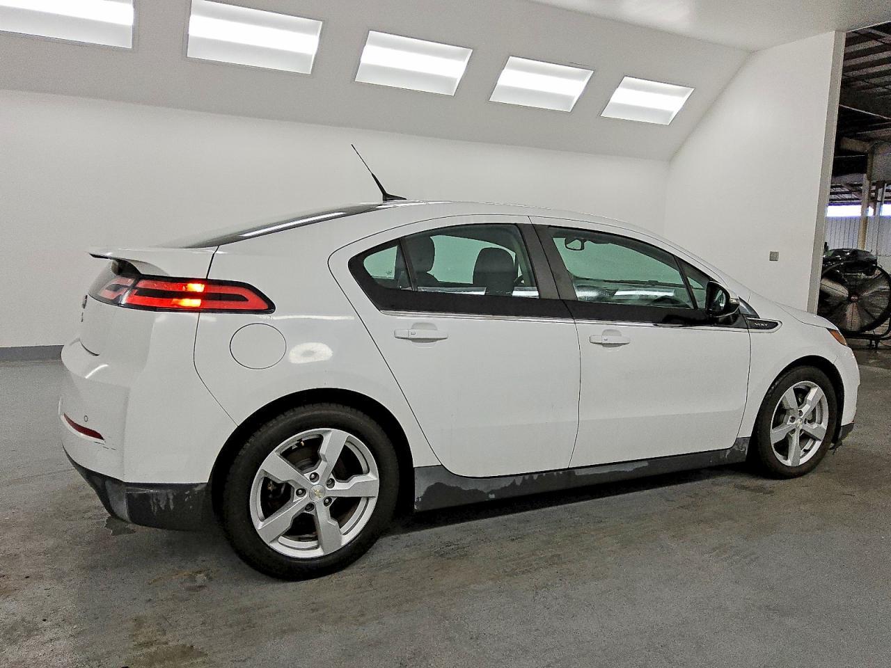 2014 Chevy Volt- R & D- Pri Fleet- Cln Title - Фото 3