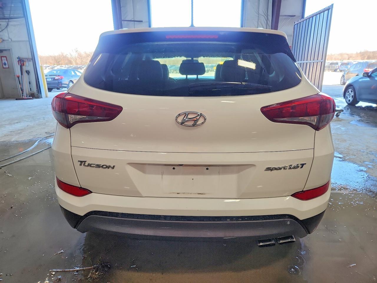 2016 Hyundai Tucson Sport - Image 6