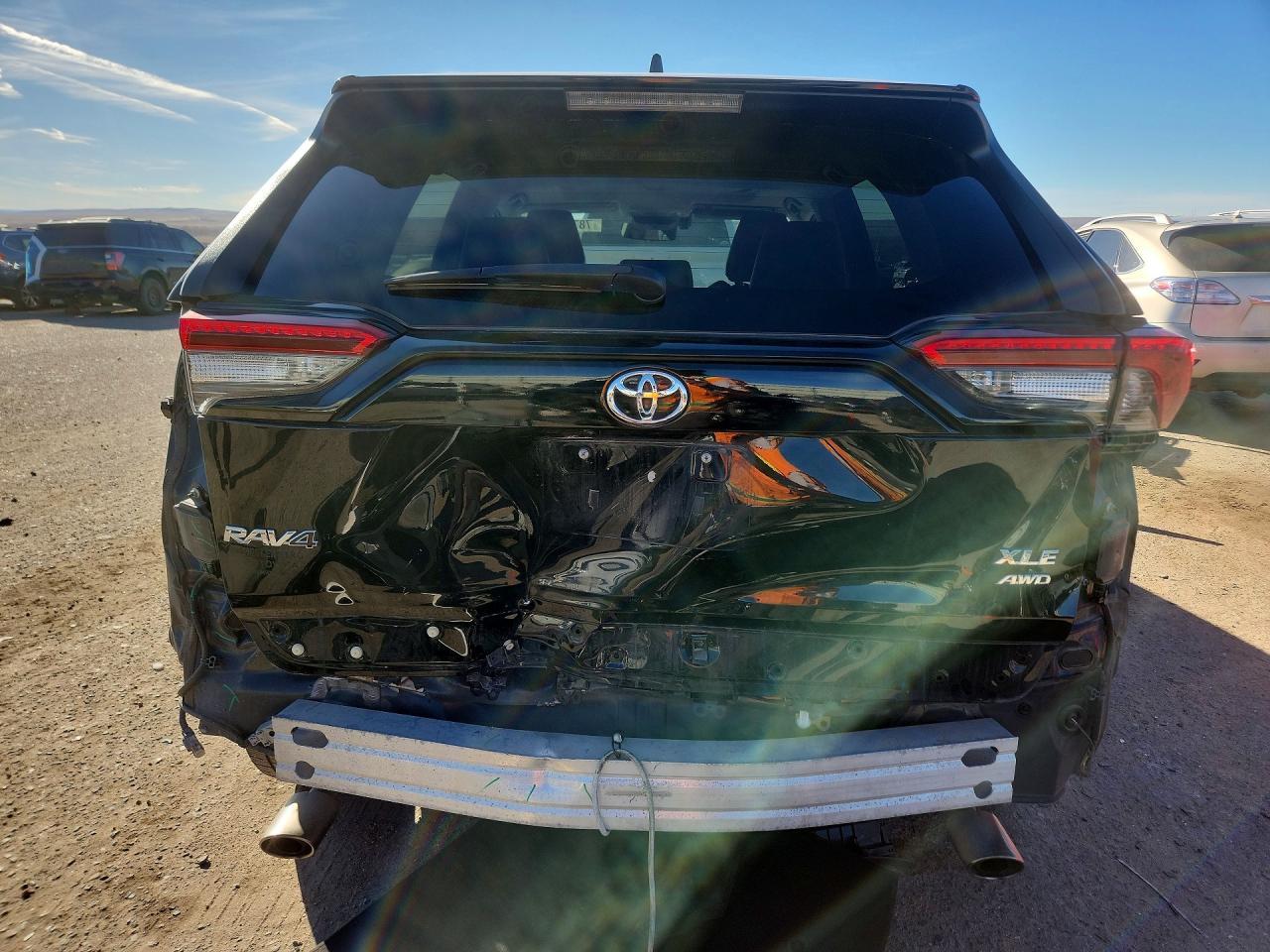 2021 Toyota Rav4 Xle Premium - Фото 6