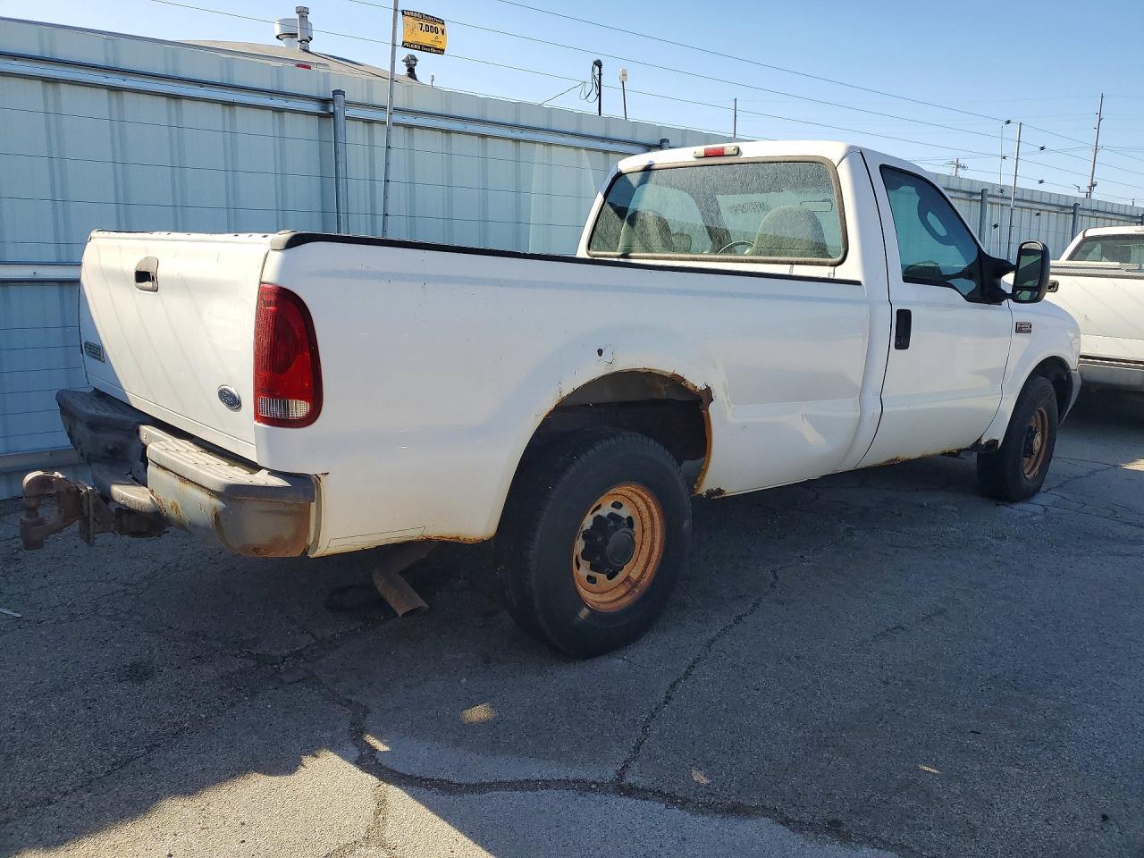 2004 Ford F250 Super Duty - Image 3