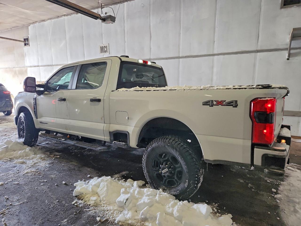 2024 Ford F350 Super Duty - Image 2