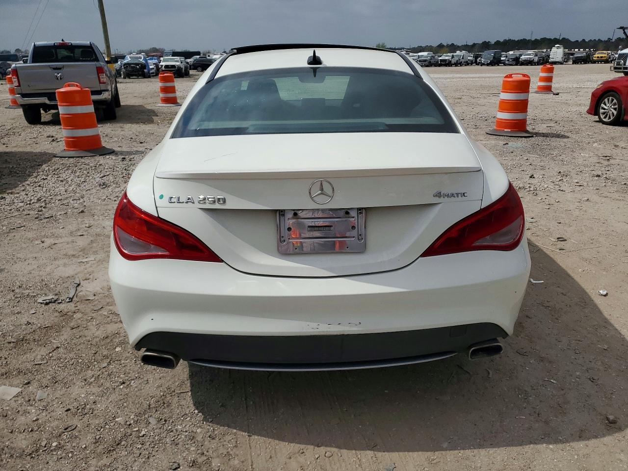 2016 Mercedes-Benz Cla 250 4Matic - Image 6