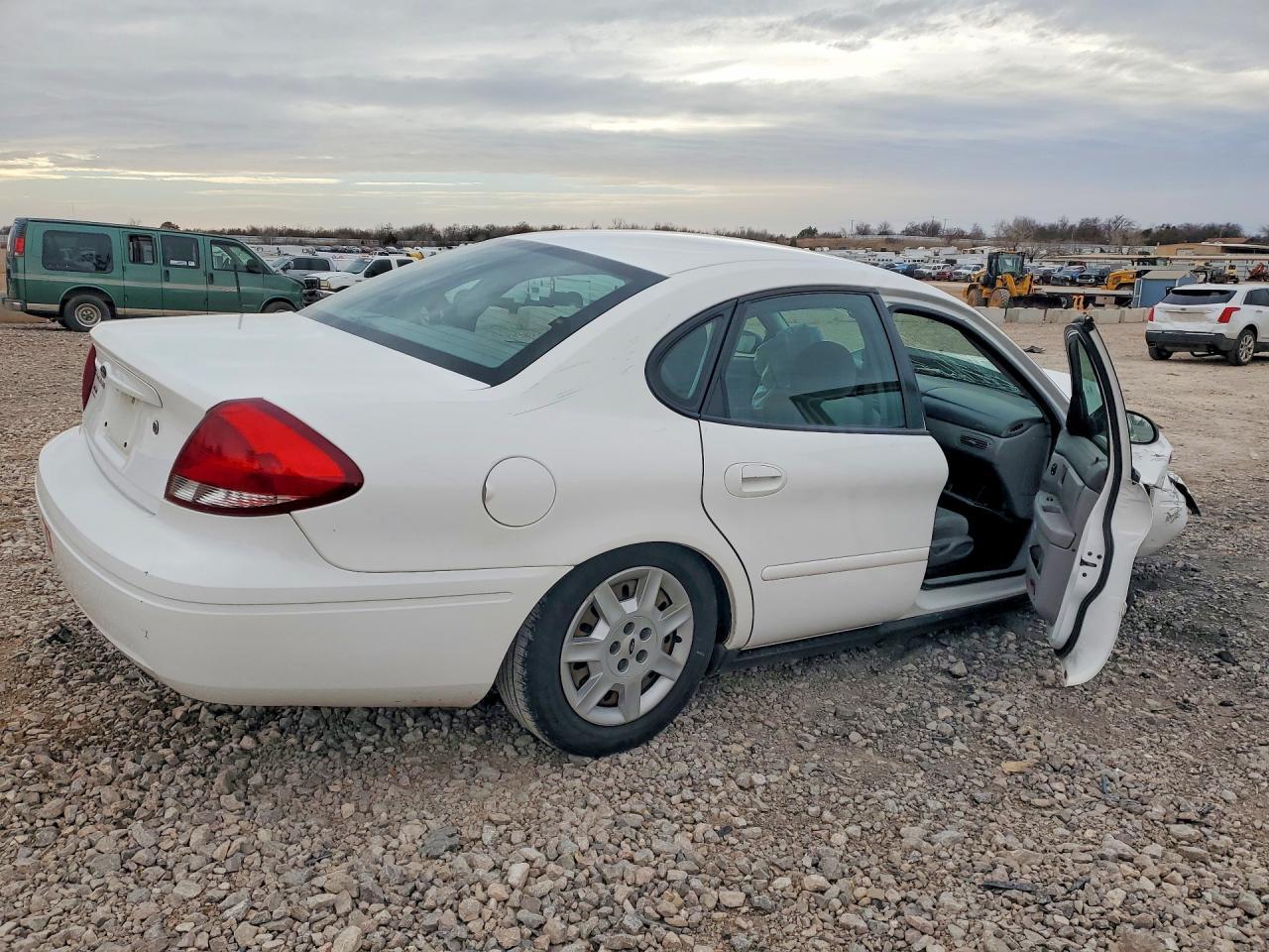 2007 Ford Taurus Se - Фото 3
