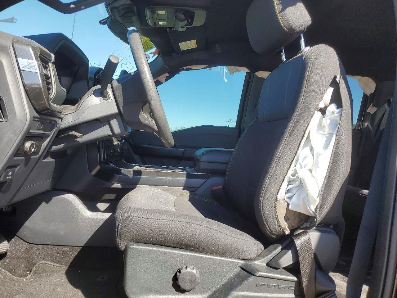2025 Ford F150 Stx - Фото 7