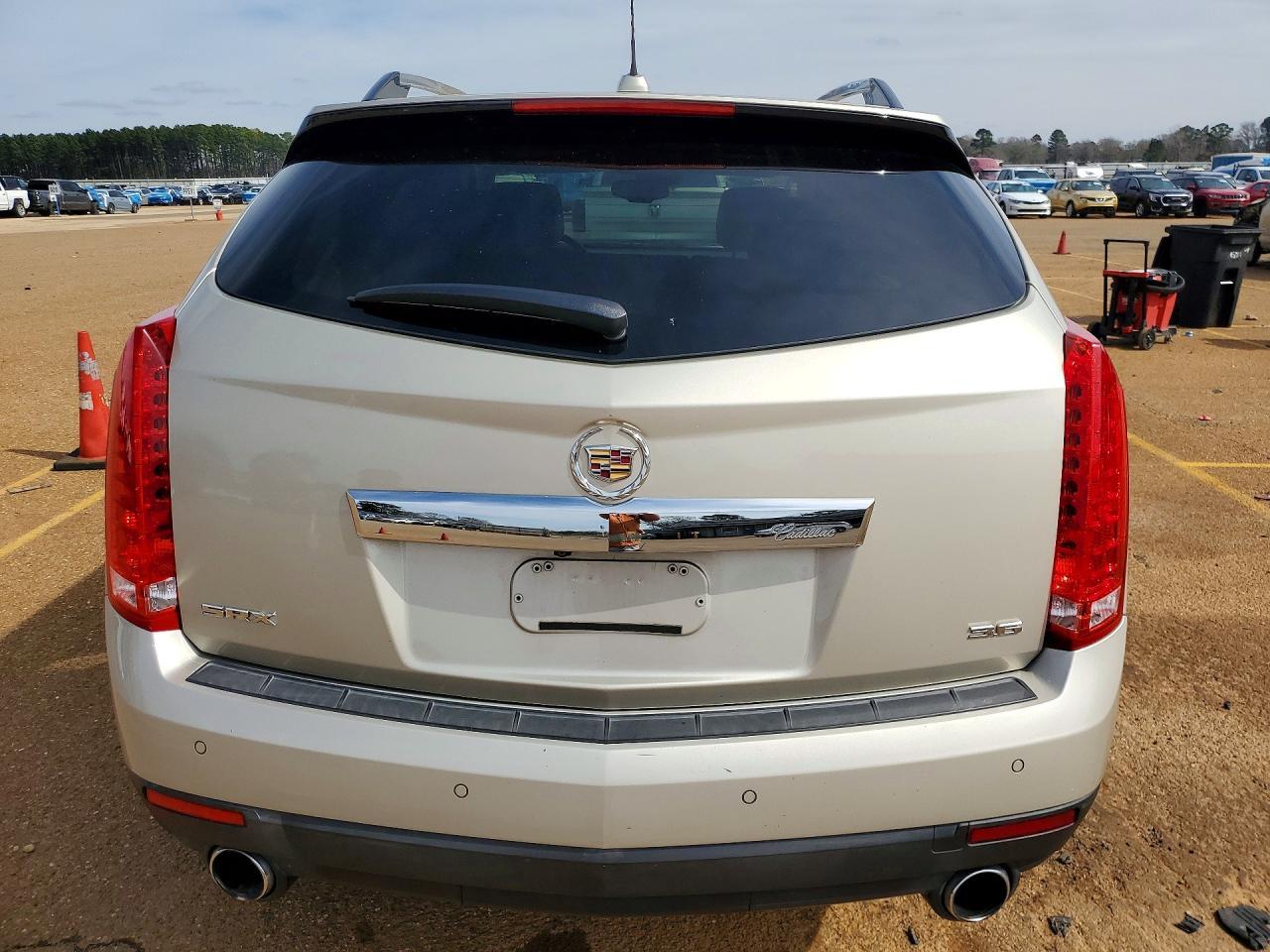 2015 Cadillac Srx Luxury Collection - Image 6