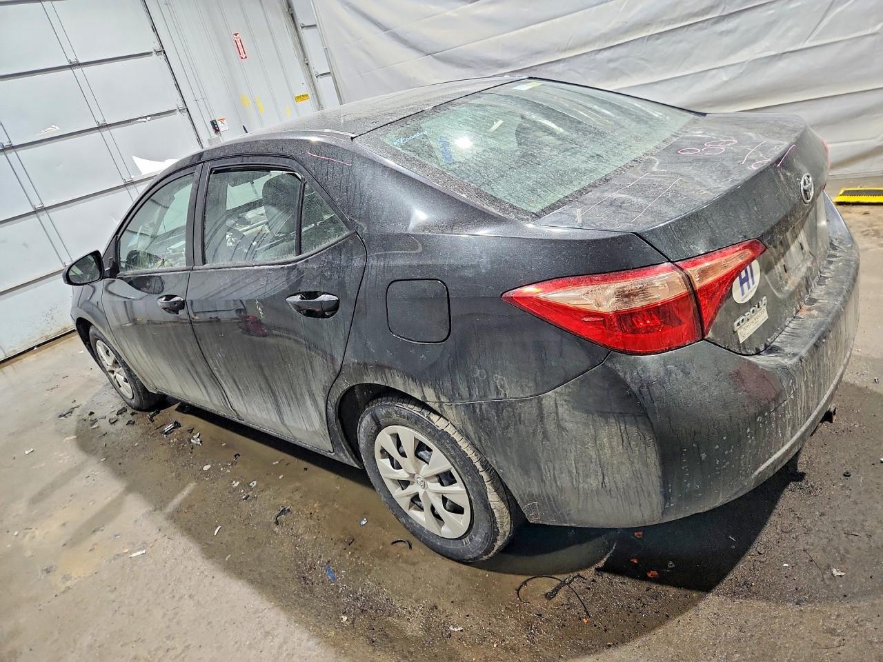 2017 Toyota Corolla L - Фото 2