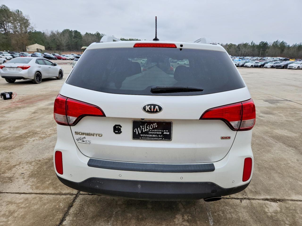 2015 Kia Sorento Lx - Image 6