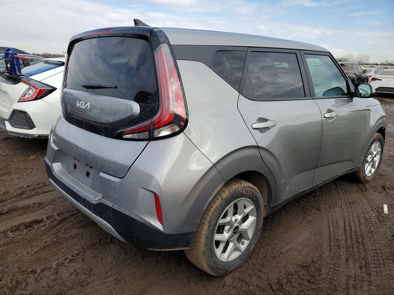 2025 Kia Soul Lx - Фото 3