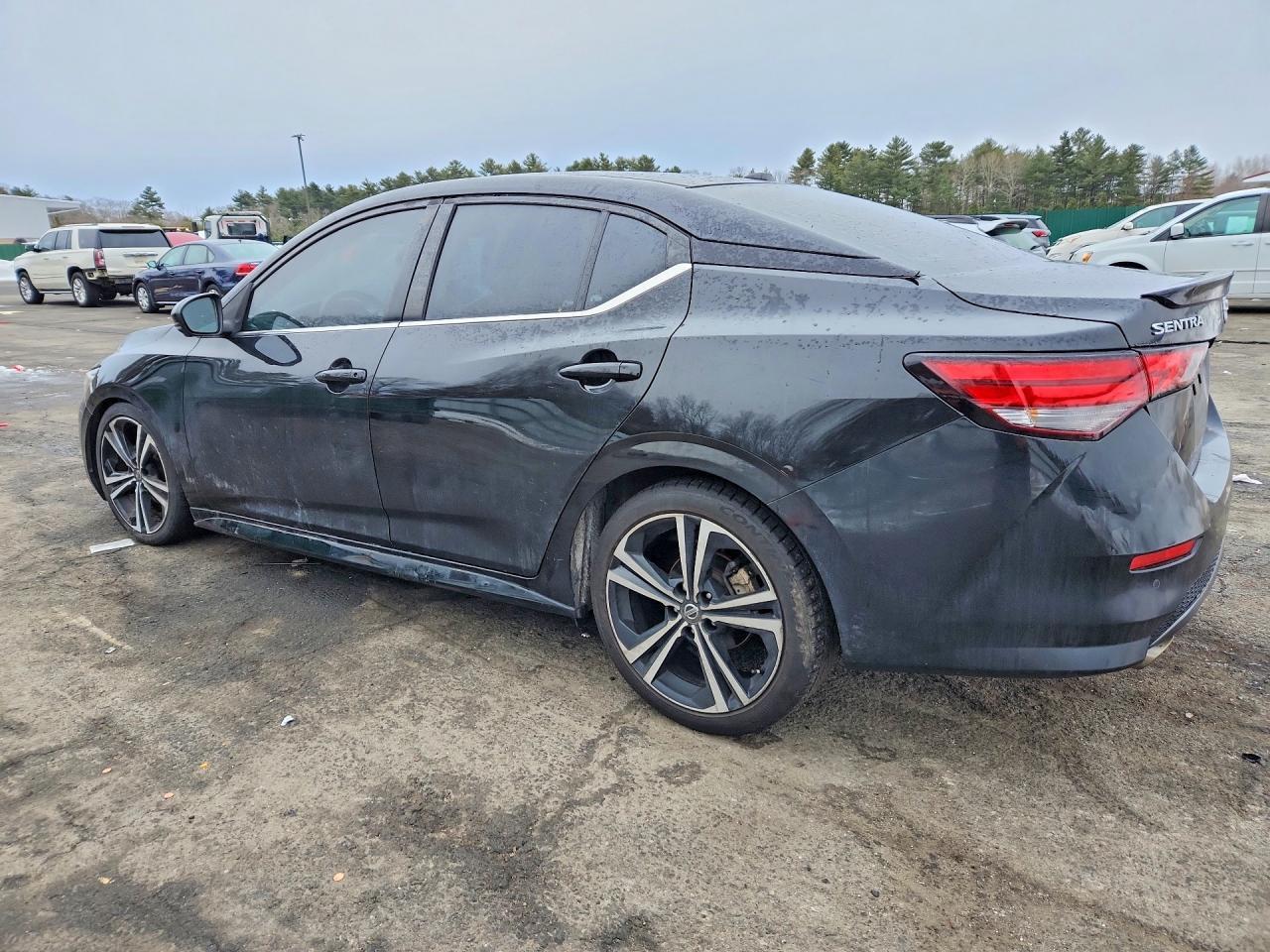 2021 Nissan Sentra Sr - Image 2