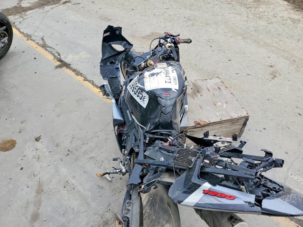 2004 Suzuki Gsx-R1000 - Фото 6