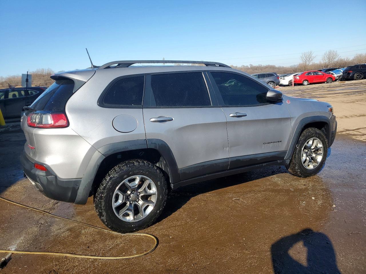 2019 Jeep Cherokee Trailhawk - Image 3
