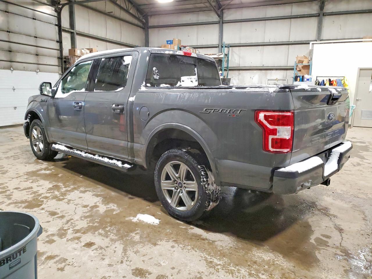 2018 Ford F150 Supercrew - Фото 2
