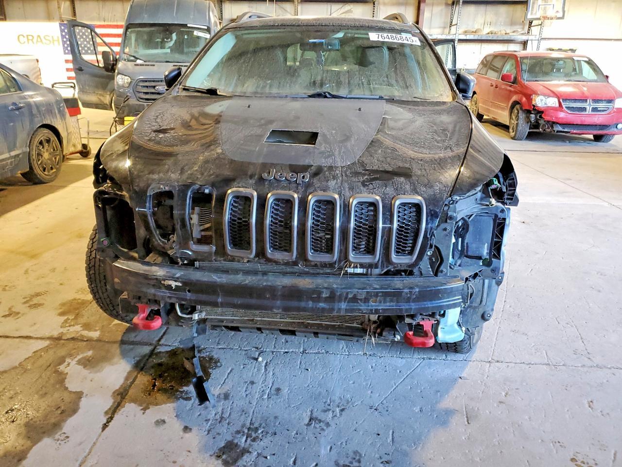 2018 Jeep Cherokee Trailhawk - Image 7
